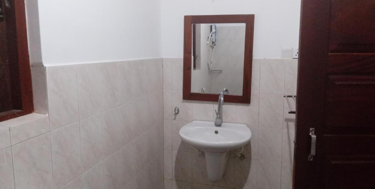 מלון ארוגם Arugambay Podbay מראה חיצוני תמונה
